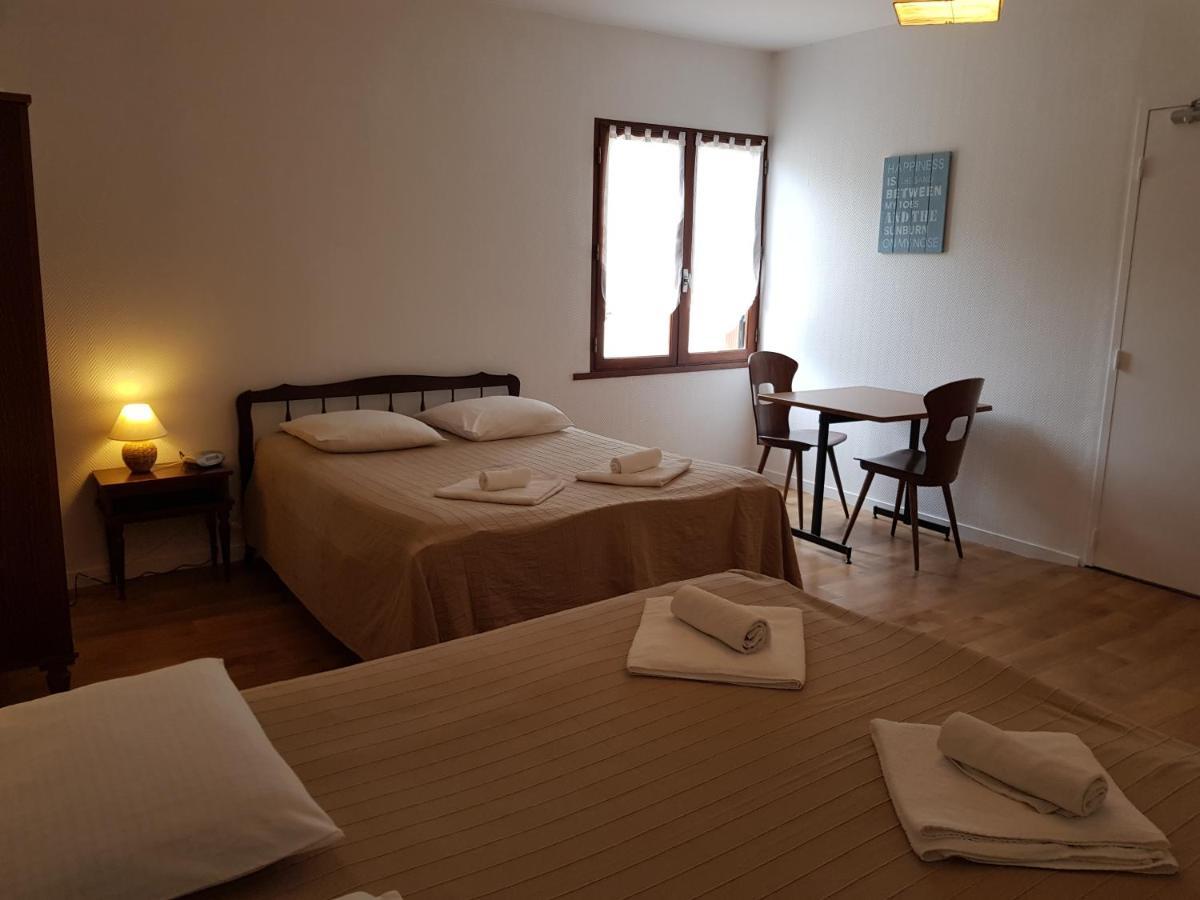 Acacias Hotel Motel Венде-Монталиве Екстериор снимка